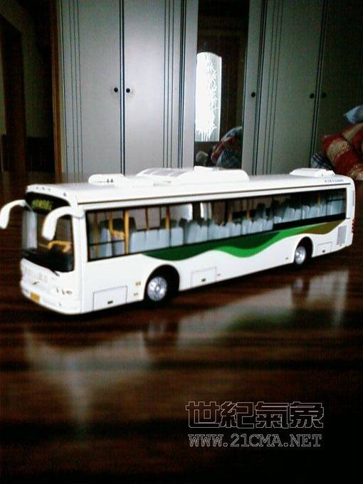 982·2.jpg